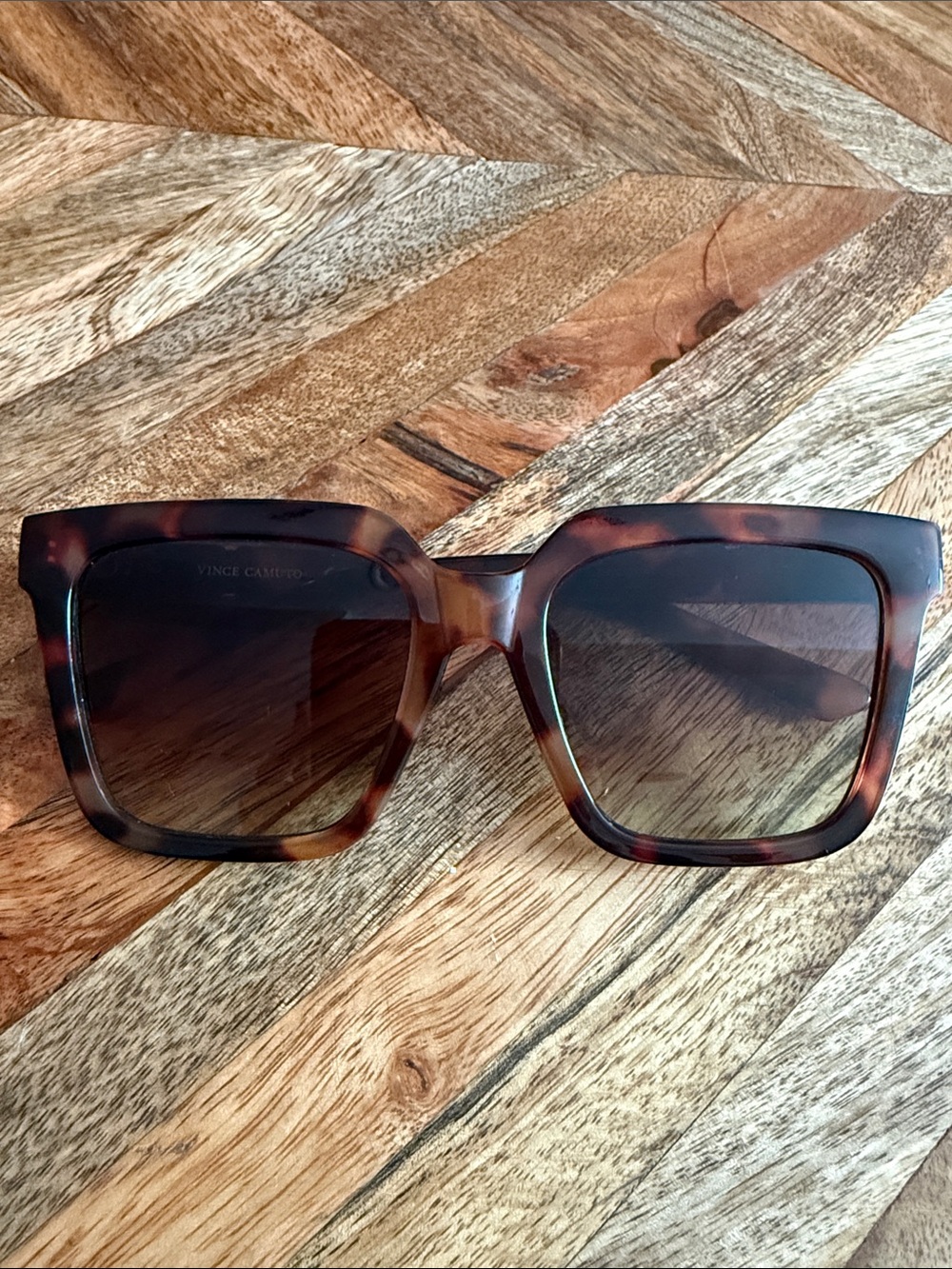 Vince Camuto Tortoise Shell Brown Gradient Square Sunglasses